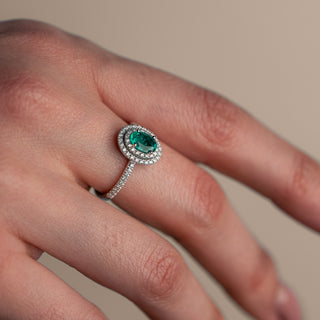 Anello Smeraldo Smeraldo Ovale e Diamanti Mirco Visconti