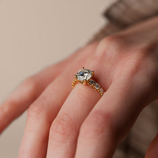 Anello Oro Giallo e Diamanti Recarlo